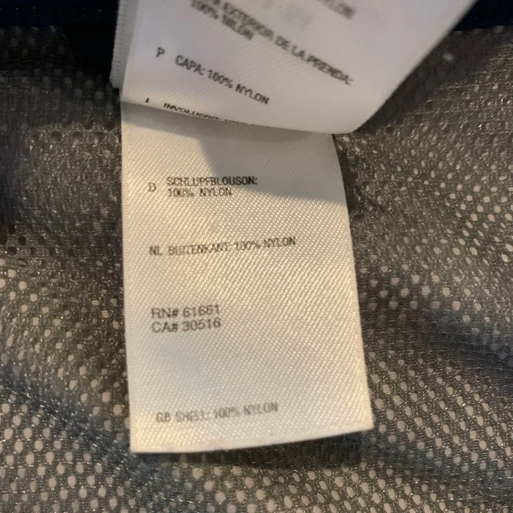 The North Face Mens Tri-Color Full Zip NylonJacket​​​​​​​​​​​​​​​​​​​​​